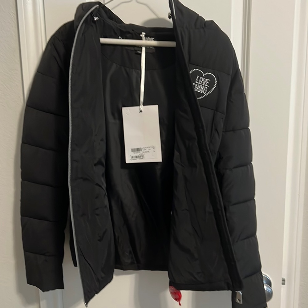 Love Moschino logo front hooded quilted jacket in black, brand New never worn